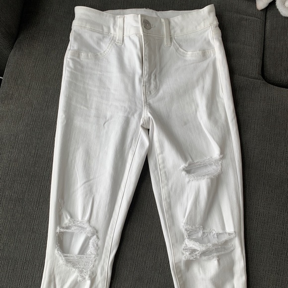 White american eagle jeans